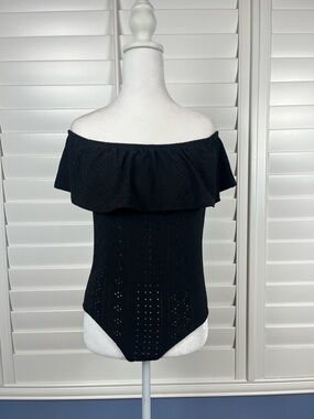 Discreet Black Off-Shoulder Eyelet One-Piece Size M Soft grunge Whimsigoth